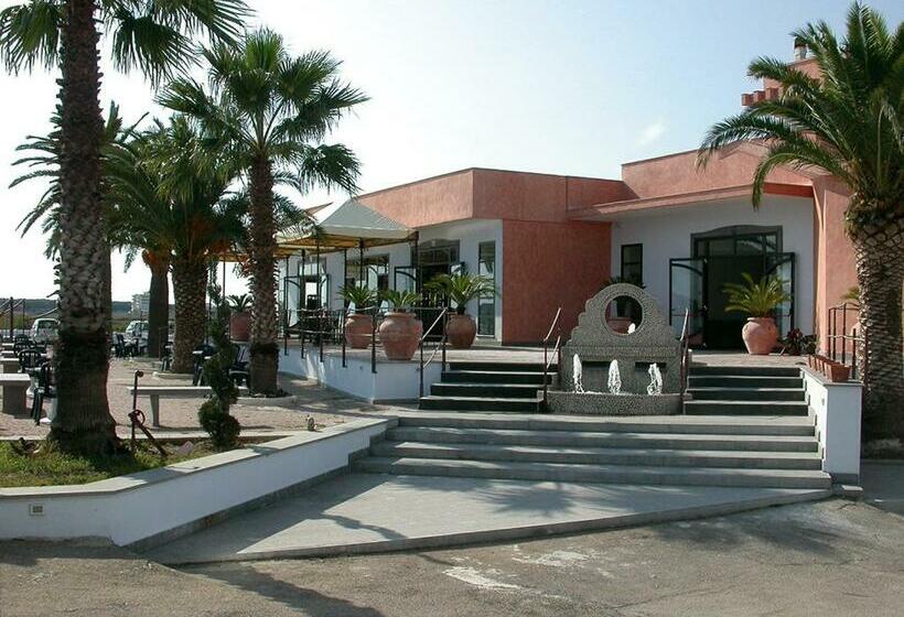 בית מלון כפרי L  Anicre