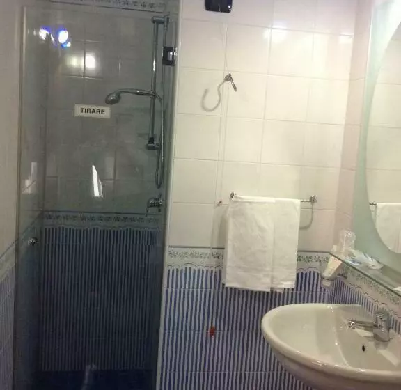 Hotelli L  Anicre