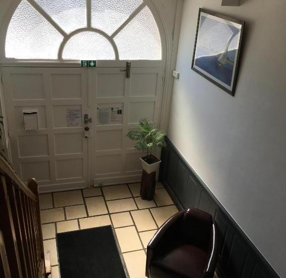 فندق L Art Doize