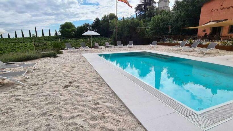 ベッドアンドブレックファースト Corte Belvedere