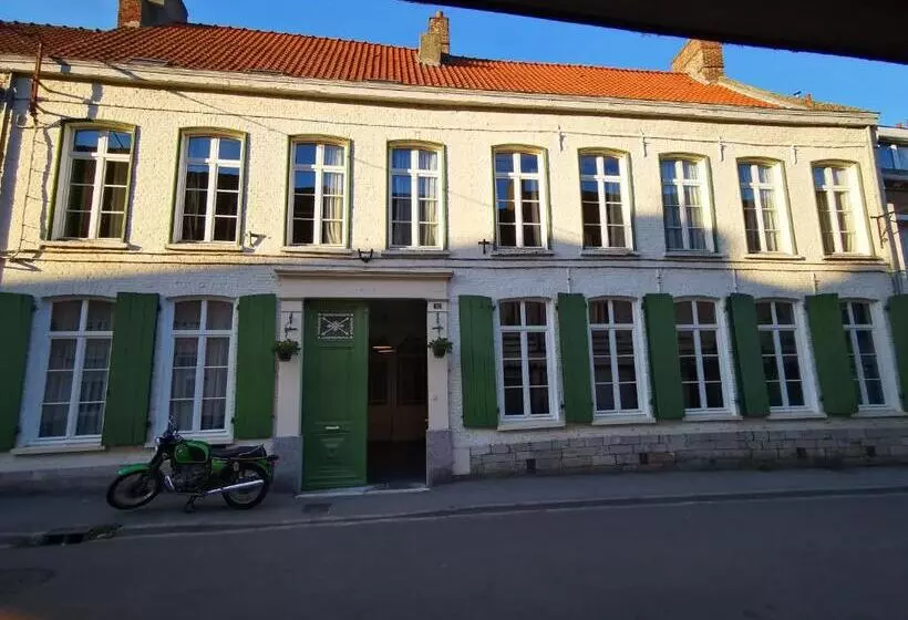 Aamiaismajoitus (B&B) Jardin D Hiver Cassel Suite De 70 M2