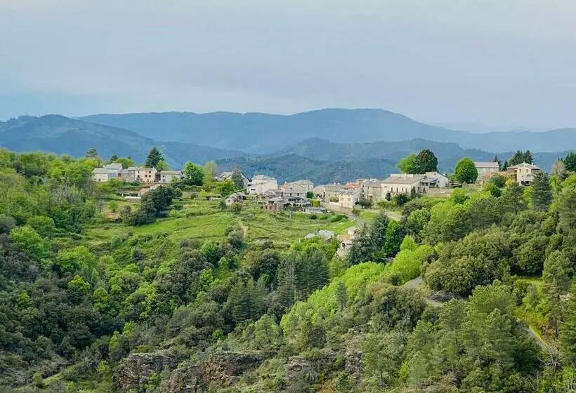 Bed and Breakfast Maison Lgbt Des Monts Bleus