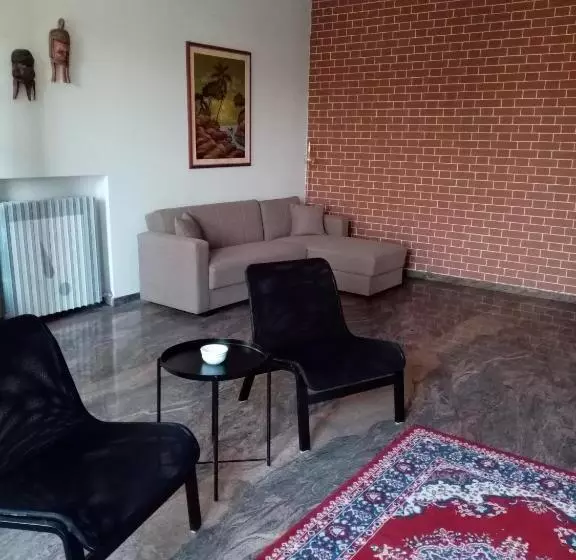 Aamiaismajoitus (B&B) Villa Fernando