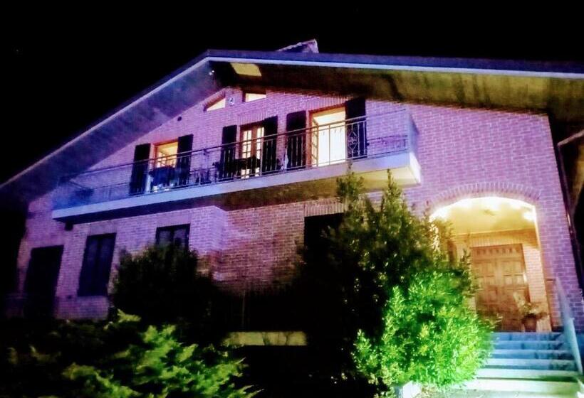 צימר Villa Fernando