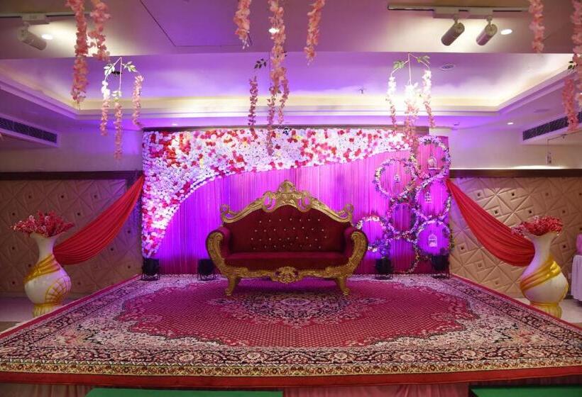 호텔 Comfort Inn Lakhimpur