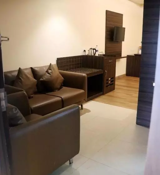 Hotelli Comfort Inn Lakhimpur