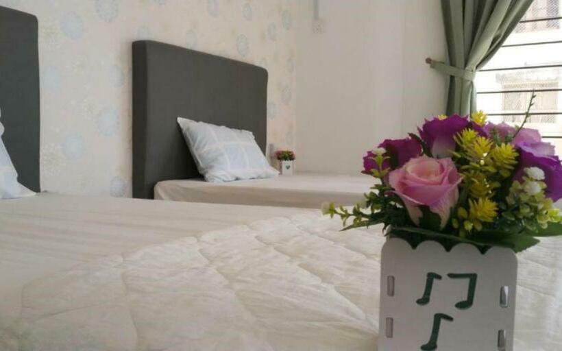 Hotel Oyo 90326 Wg Guest House