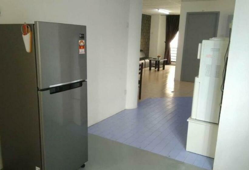 Hotel Oyo 90326 Wg Guest House