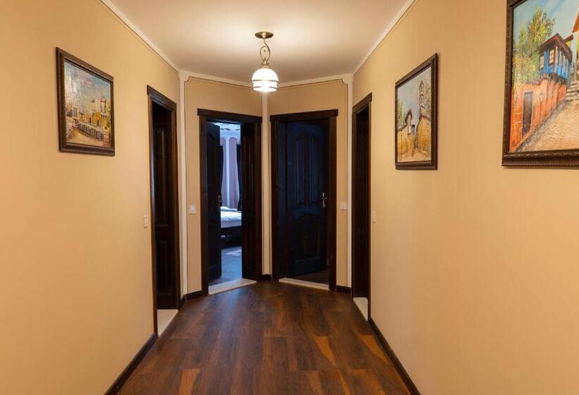 호텔 Pulpudeva Family