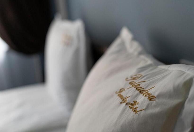 호텔 Pulpudeva Family