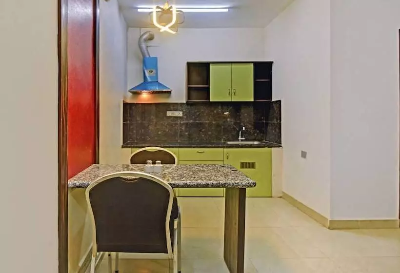 ホテル Treebo Kingsbury Fiesta Vellore