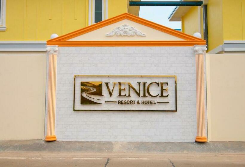 호텔 Venice Resort