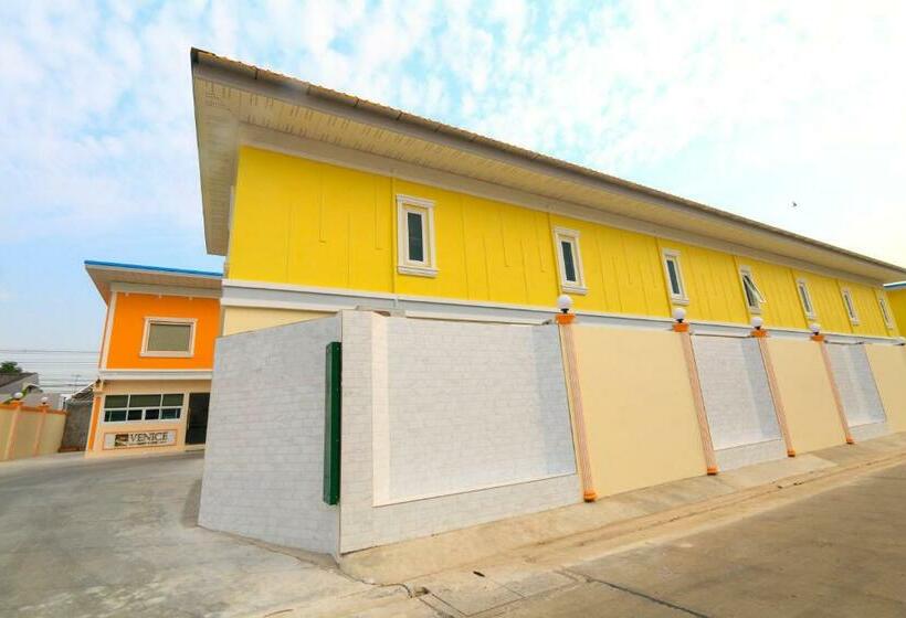 호텔 Venice Resort