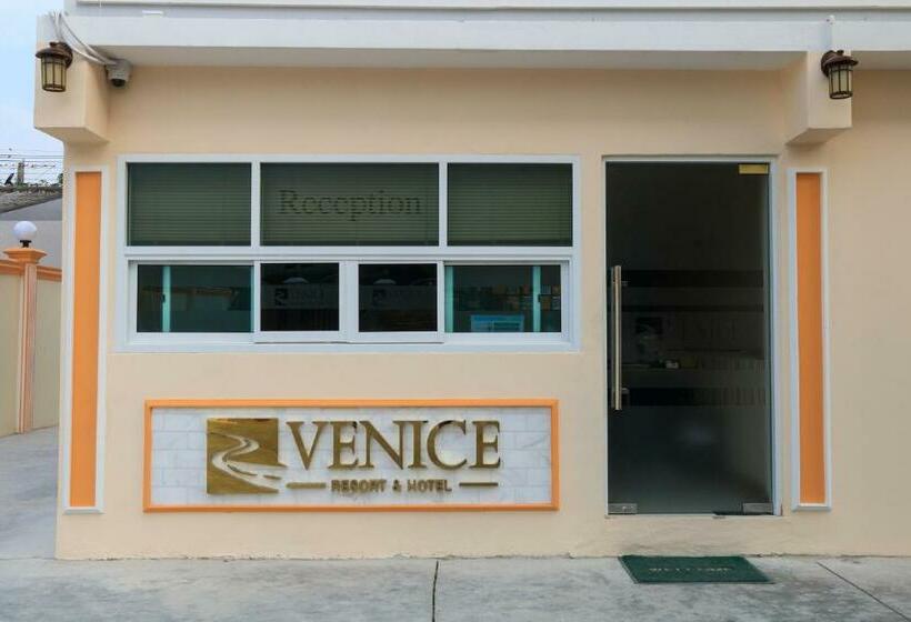 호텔 Venice Resort
