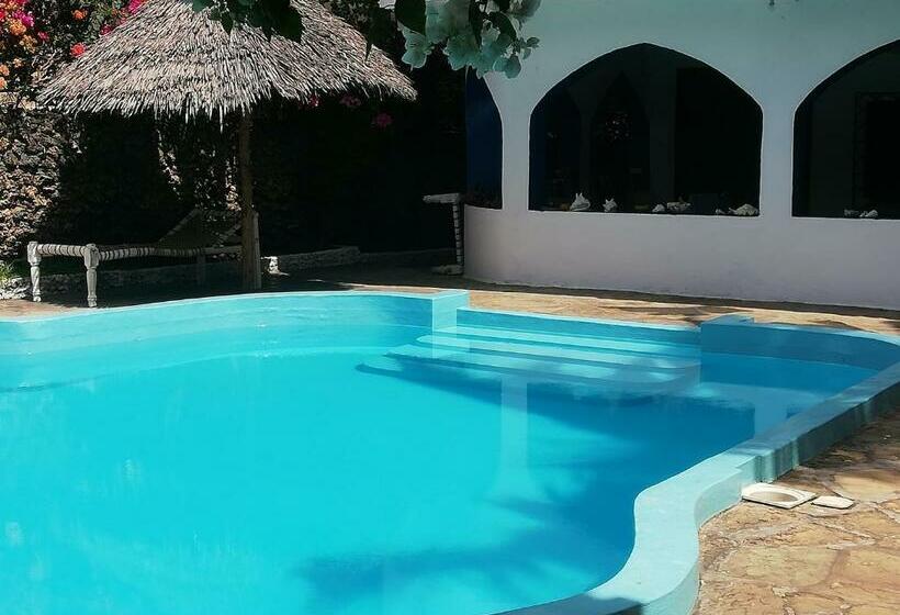 پانسیون Chiky Villa