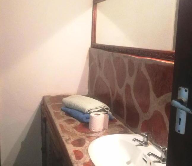 پانسیون Chiky Villa