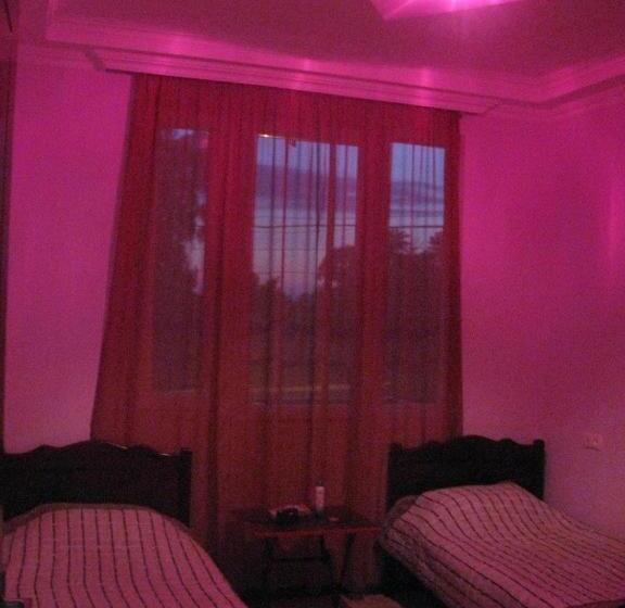 پانسیون Guest House Polaris