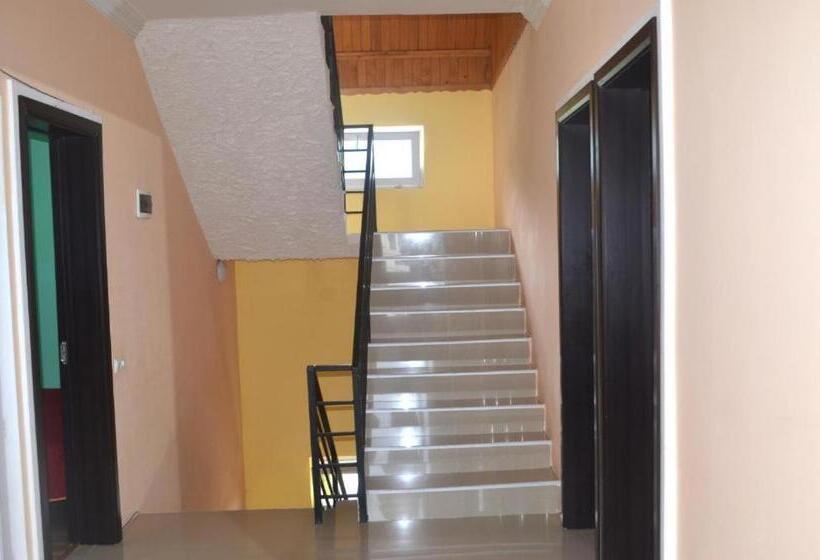 پانسیون Guest House Polaris