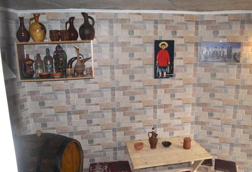 پانسیون Guest House Polaris