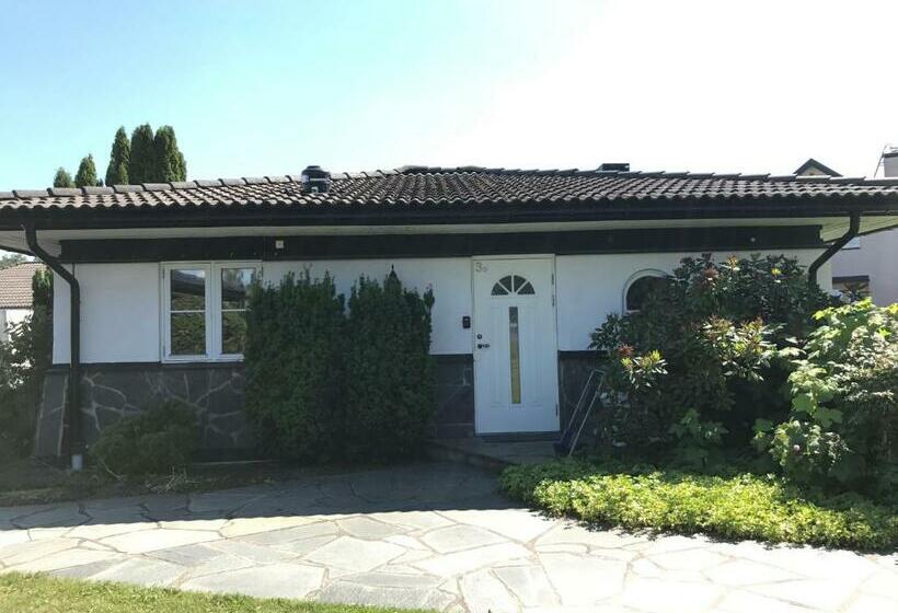 פנסיון Hammaröstugan