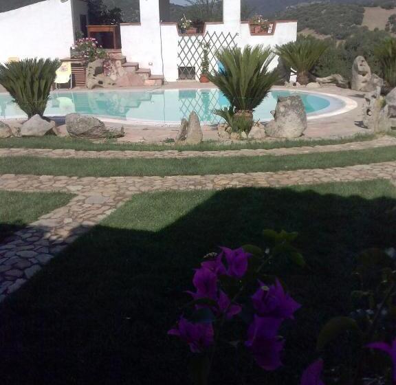 Agriturismo B&b Domo De Resteblas