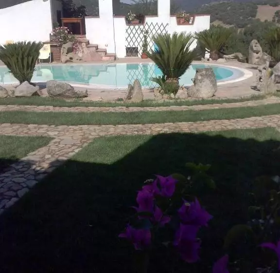 Agriturismo B&b Domo De Resteblas