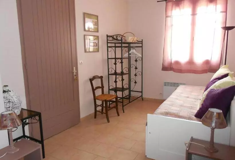 Aamiaismajoitus (B&B) Domaine Jardin D En Naoua