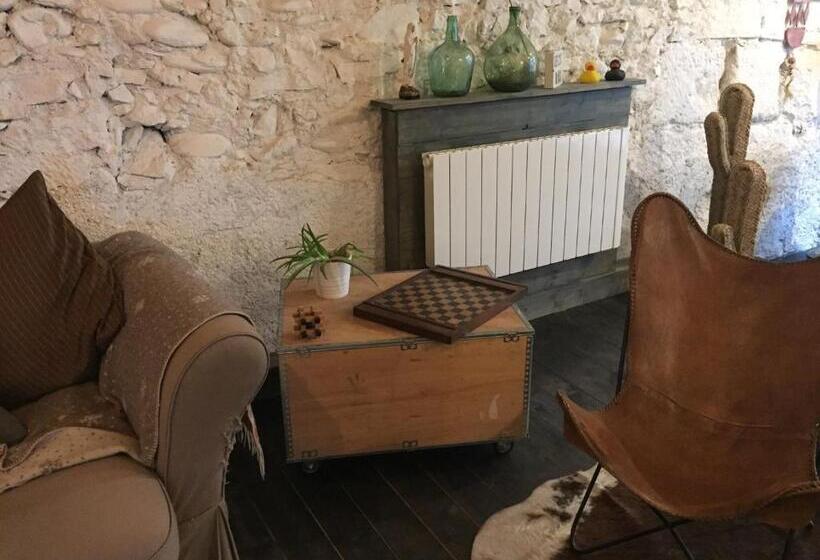 مبيت وإفطار Le 25bis