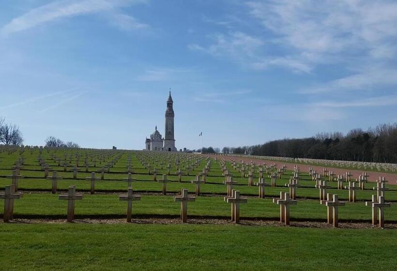 Nocleg ze śniadaniem Le Chateau De Fresnoy En Gohelle