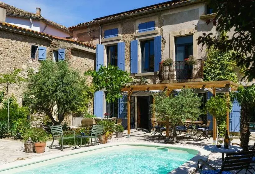 ベッドアンドブレックファースト Logement Onze Chambres & Gites