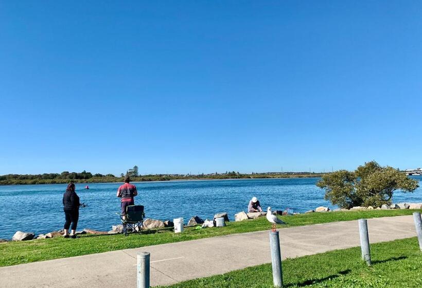 Churchill S B&b Twin Spa Getaway Studio