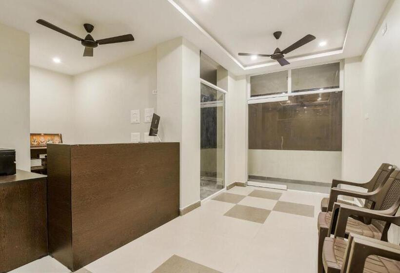 هتل Capital O 28216 Raajas Grand