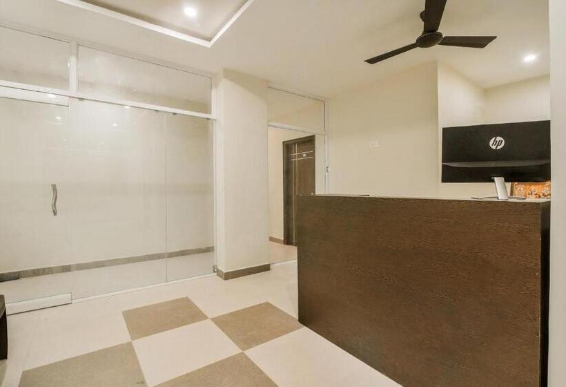 هتل Capital O 28216 Raajas Grand