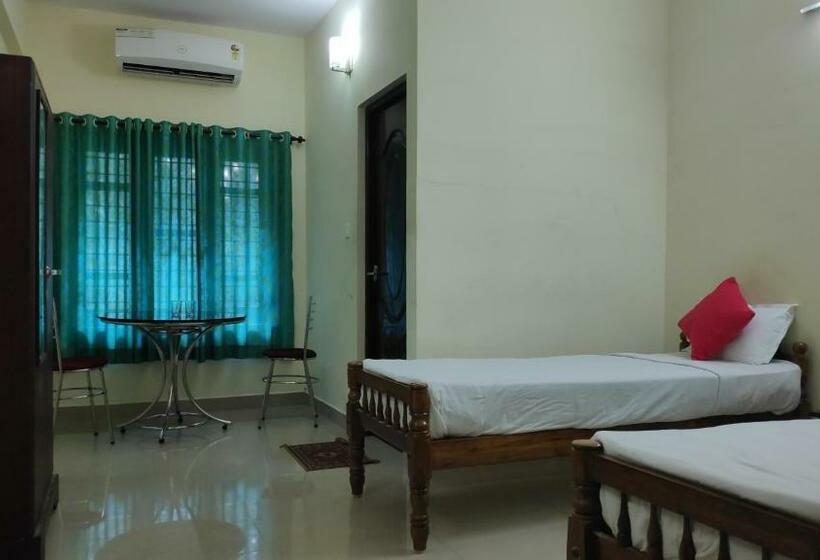 בית מלון כפרי Panackal Inn