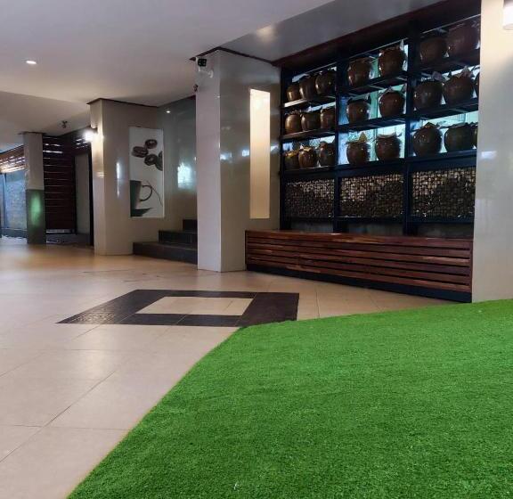 Eastpana Hotel 304 Prachinburi