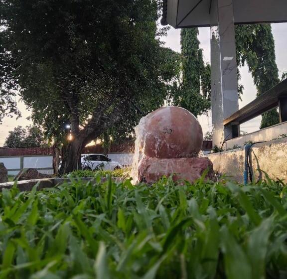 Eastpana Hotel 304 Prachinburi