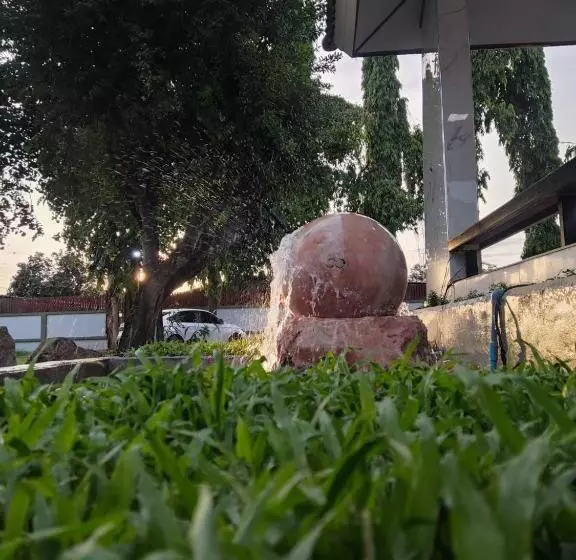 Eastpana Hotel 304 Prachinburi