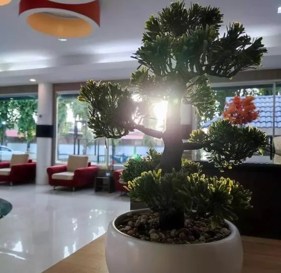 Eastpana Hotel 304 Prachinburi