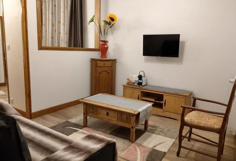 بنسيون Les Chambres D'hôtes De La Frissonnette