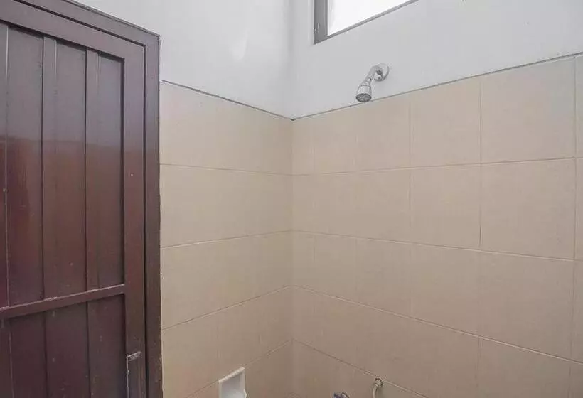 Majatalo Reddoorz Plus Near Rsud Majalengka