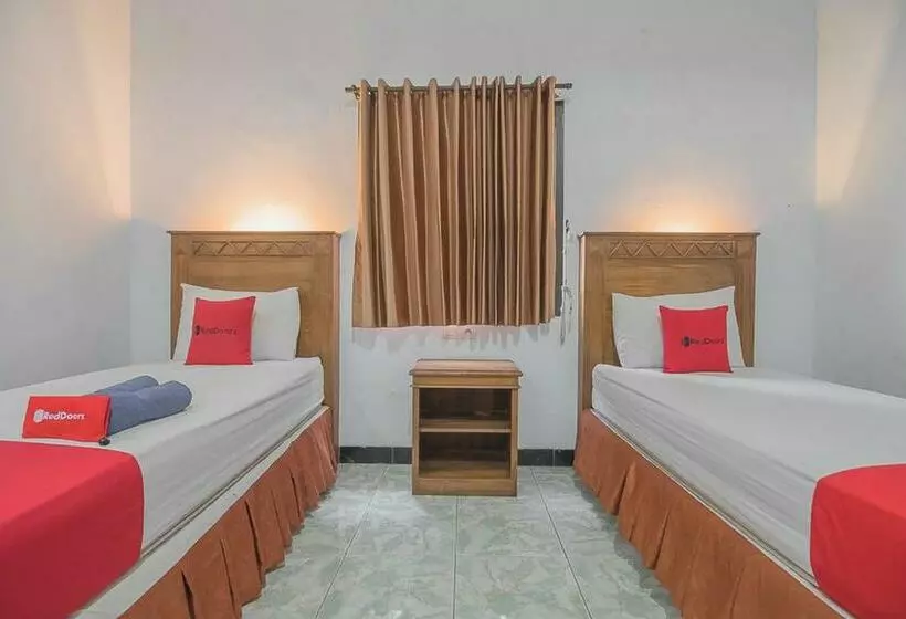 Majatalo Reddoorz Plus Near Rsud Majalengka