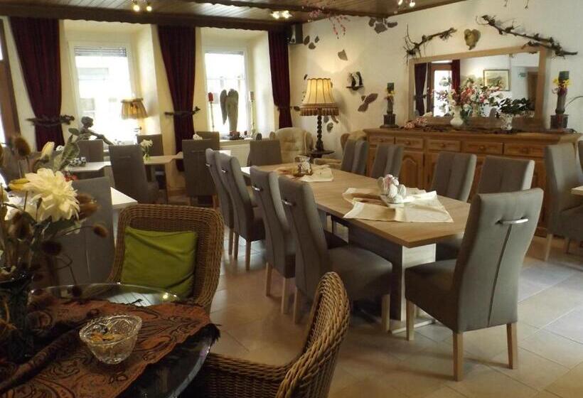 펜션 Zum Achten Himmel