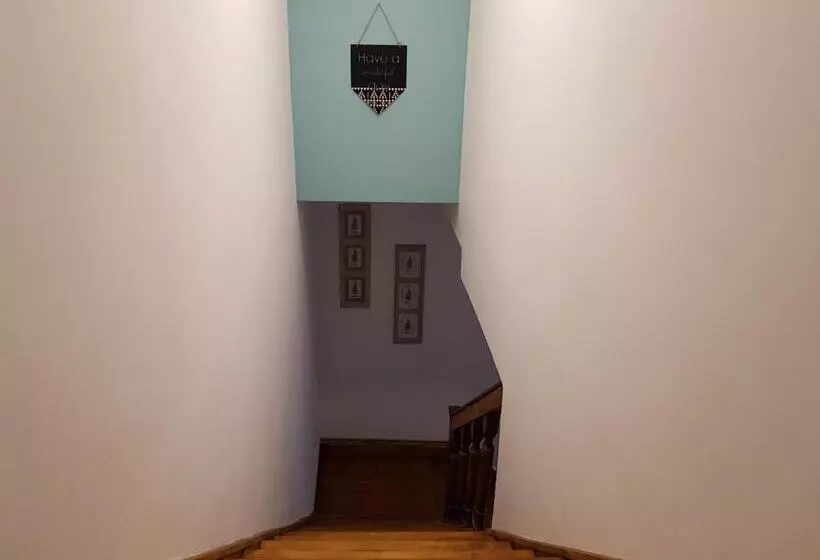 پانسیون Piraneska