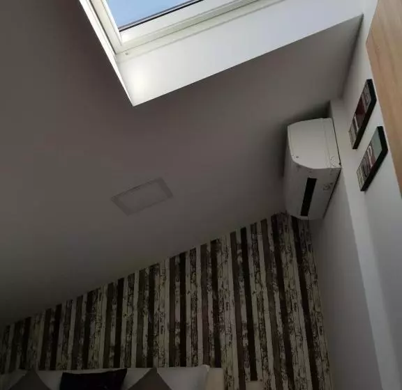 پانسیون Piraneska