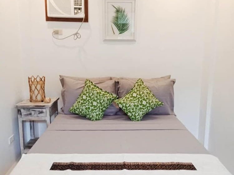 住宿加早餐  Hutch Lodge