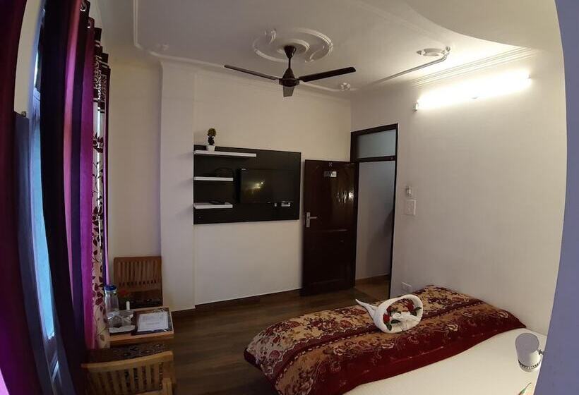 בית מלון כפרי Aavas