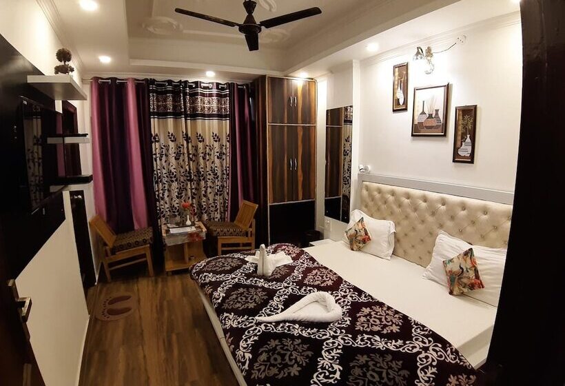 בית מלון כפרי Aavas