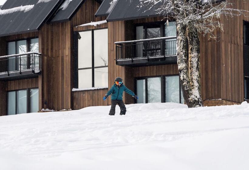 Hotel El Refugio Ski & Summer Lodge