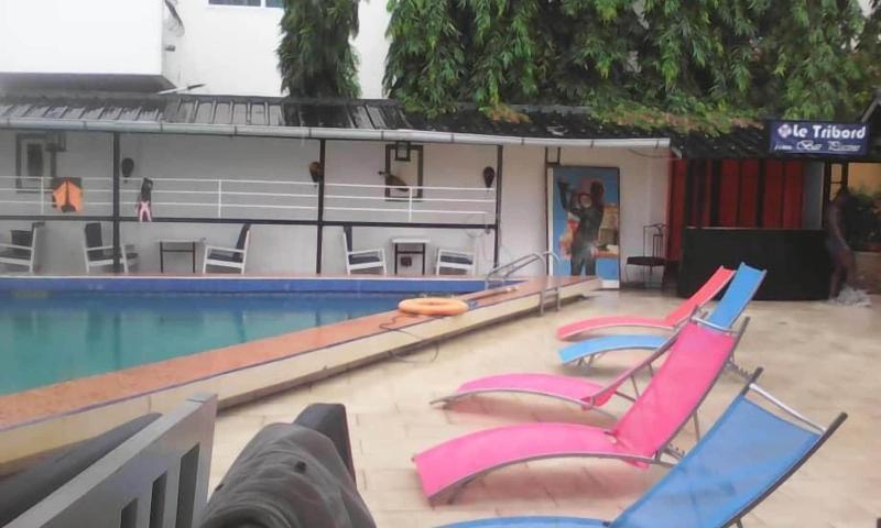 Hotelli Hôtel Le Paquebot   Airport Paquebot