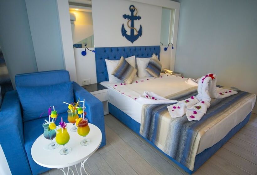 هتل Marine Family Club